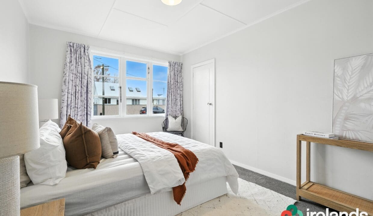 159790991__1755551623-159790991__1755551519-010_Open2view_ID596236-30_Bateman_Avenue