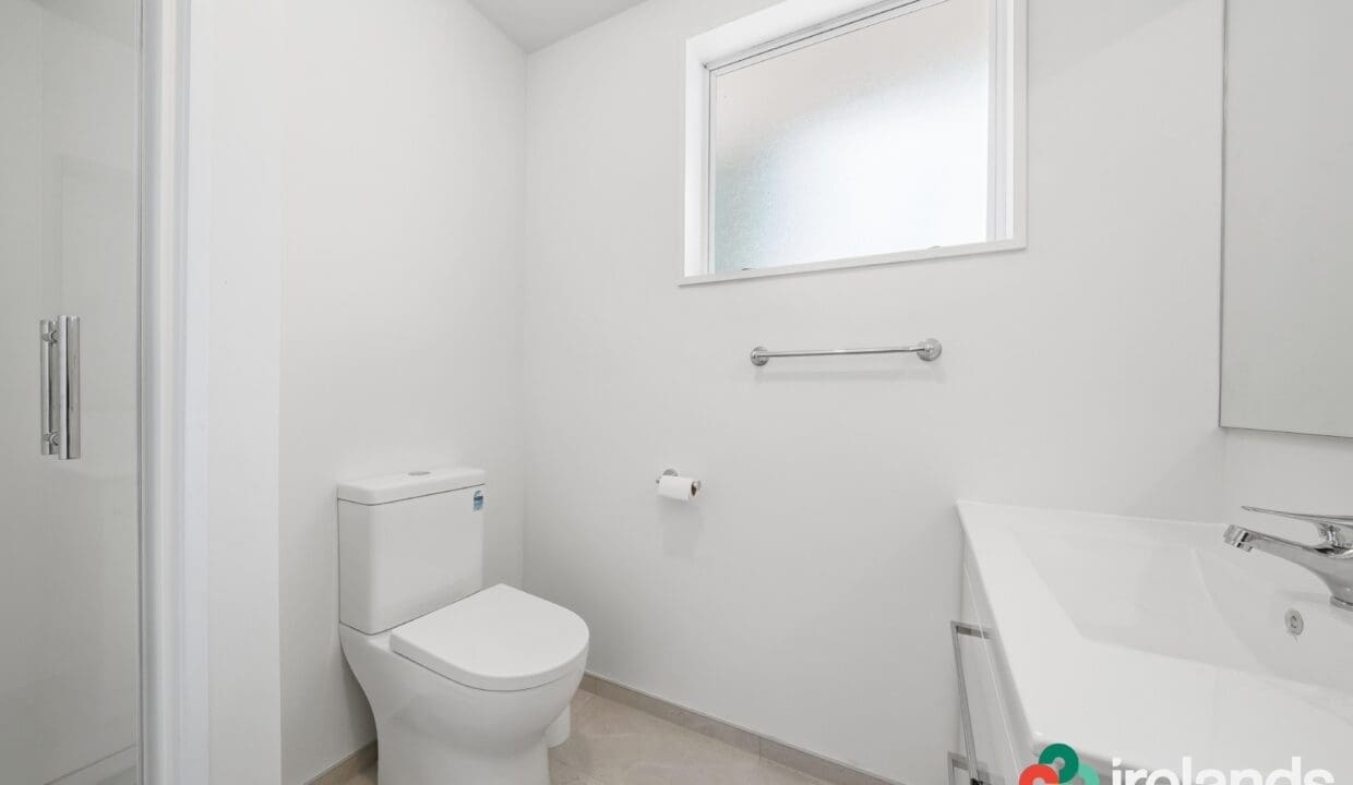 174557798__1762981609-174557798__1762981389-008_Open2view_ID600508-1_147_King_Street