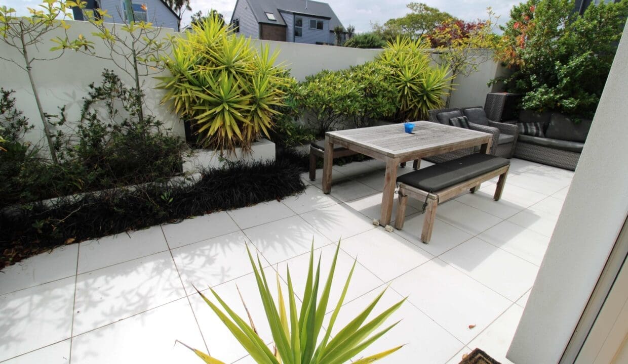 RBPR009376-RBPI018181