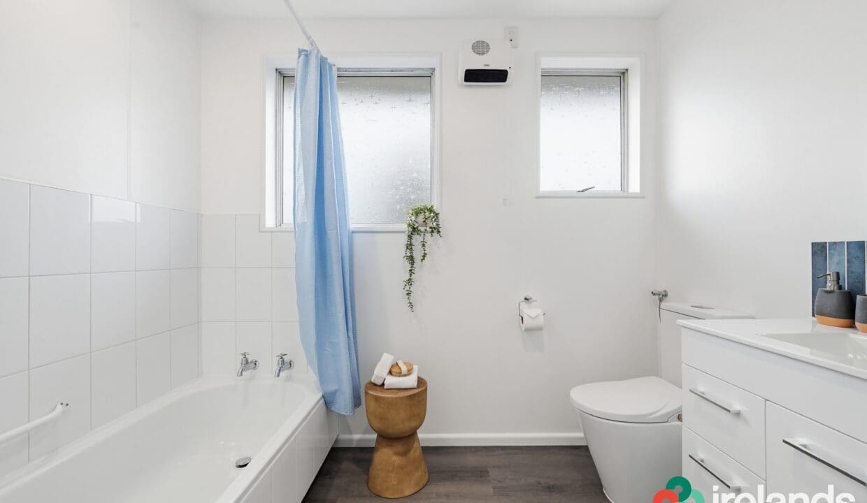 197541304__1776721701-197541304__1776721593-008_Open2view_ID606942-2_275_Marine_Parade