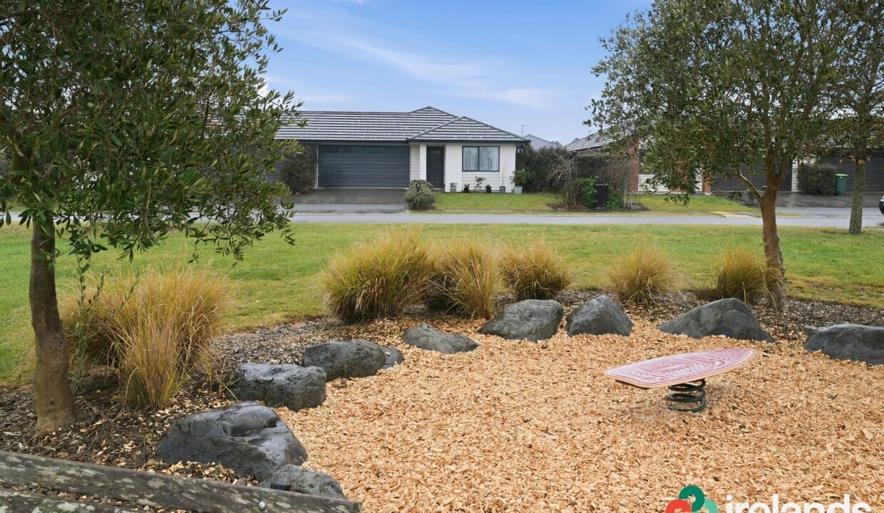 207208718__1782347607-207208718__1782346790-014_Open2view_ID608506-8_Hartford_Crescent